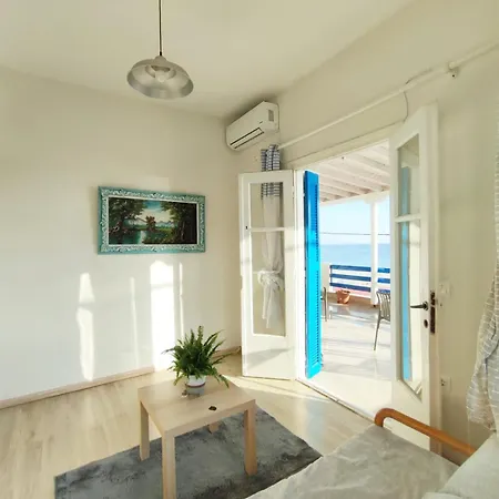 Sea View 2 شقة نيا سكيوني